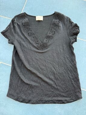 Sezane Black Short-Sleeve V-Neck Tee with Lace Trim